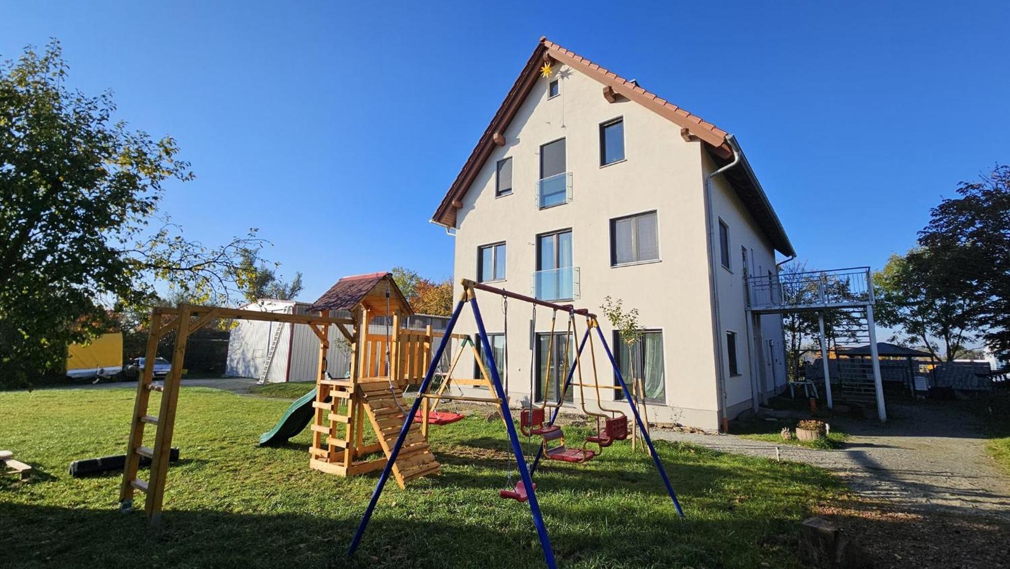 Traumschloesschen Apartment Nossen Exterior photo